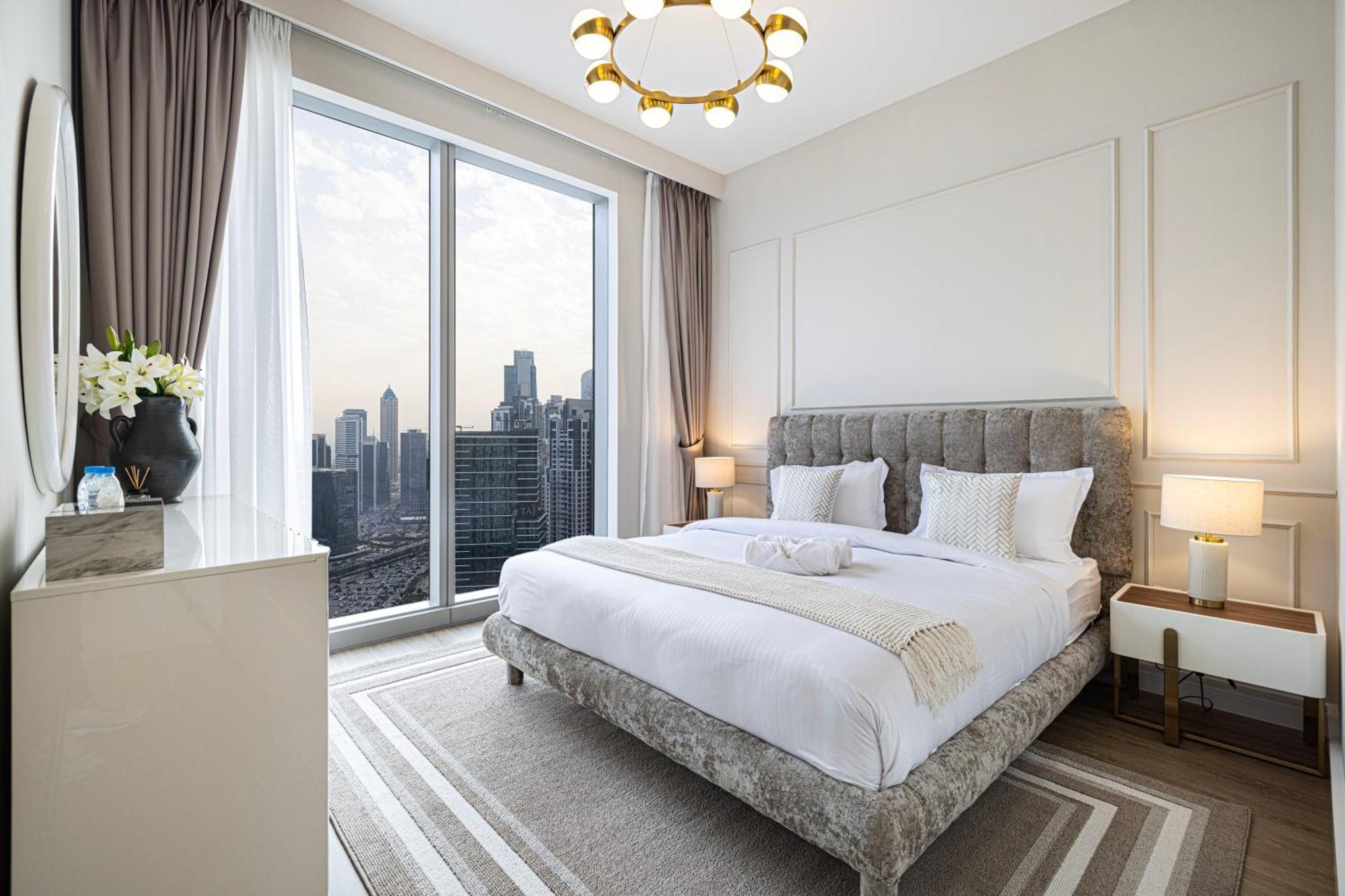Magnificent - Stylish 3 Bedroom Retreat With A Burj Khalifa View Apartment *