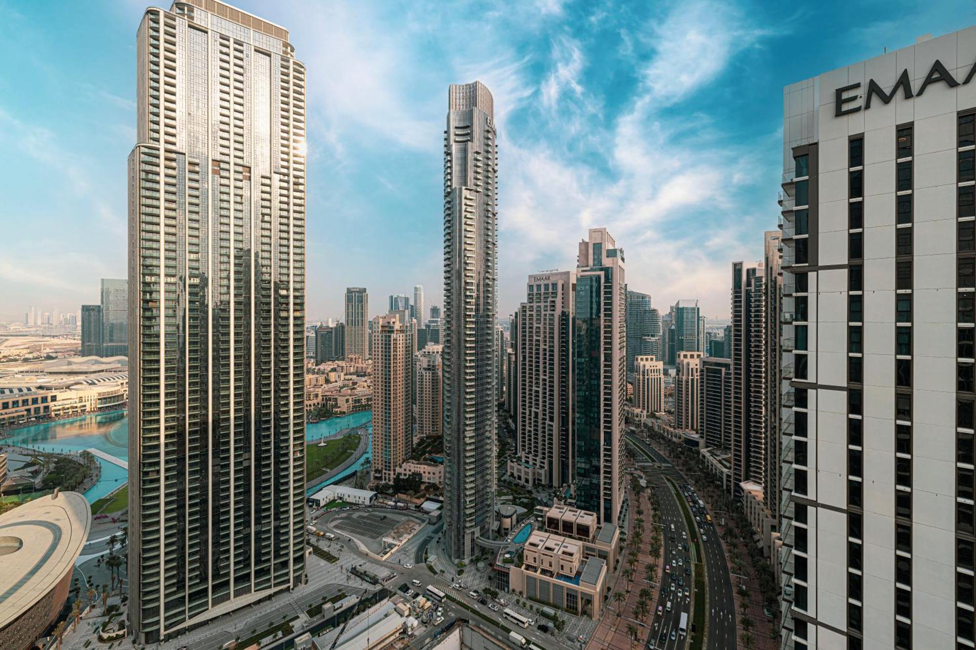 Magnificent - Stylish 3 Bedroom Retreat With A Burj Khalifa View